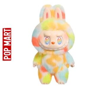 THE MONSTERS Big into Energy Series ROCK
THE UNIVERSE Vinyl Plush Doll BNIB